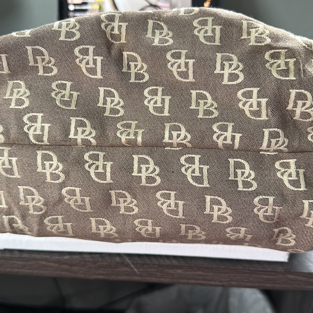 Dooney and Bourke canvas and leather bag EUC - Picture 10 of 13